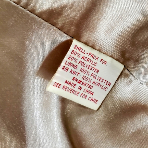 BKE Faux Fur Belted Vest - Size S - Gorgeous Cond. - Picture 7 of 11